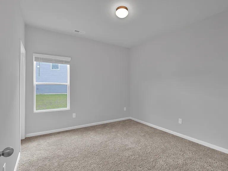 198 Greenoak Trl — Photo 30