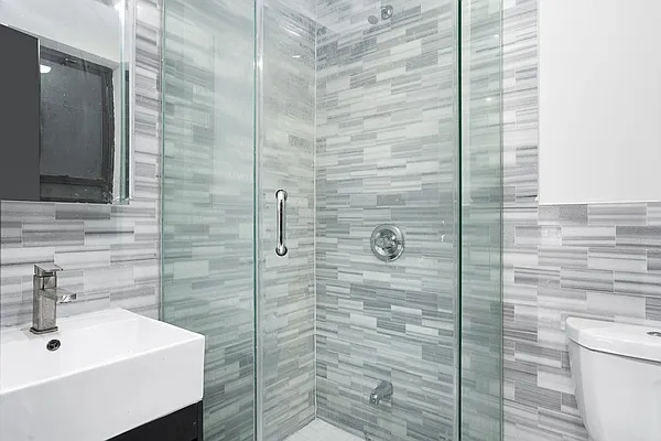 Rented by Bold New York | media 13