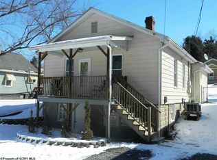 75 Harrison St, Westover, WV 26501