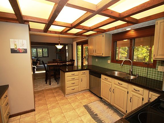4th image of 8721 Ramblewood Ct NW