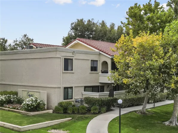 18830 Mandan St APT 101, Santa Clarita, CA 91351