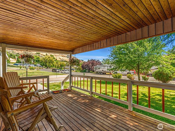 2nd image of 1612 Britini Drive