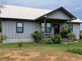 675 County Road 1629, Moore, TX 78057