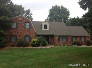 17 Timber Oak Dr, O Fallon, IL 62269