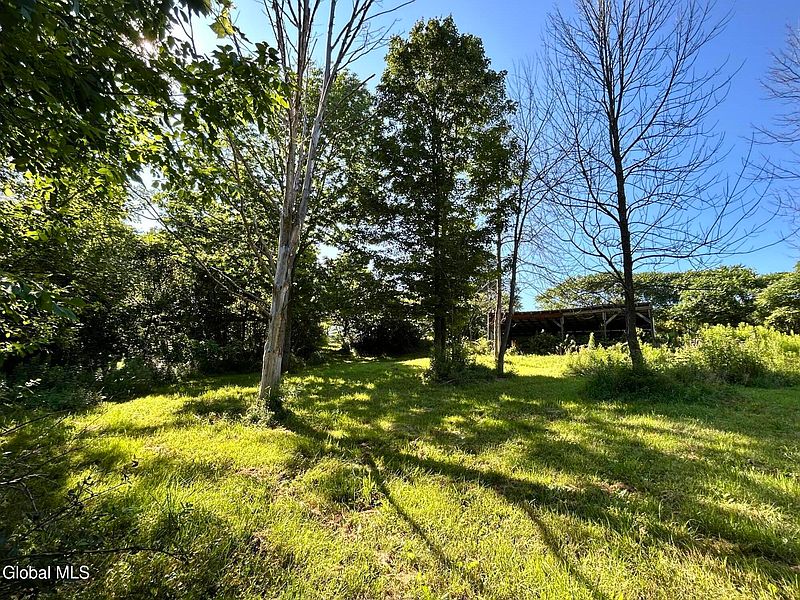 4th image of 468 Myers Road
