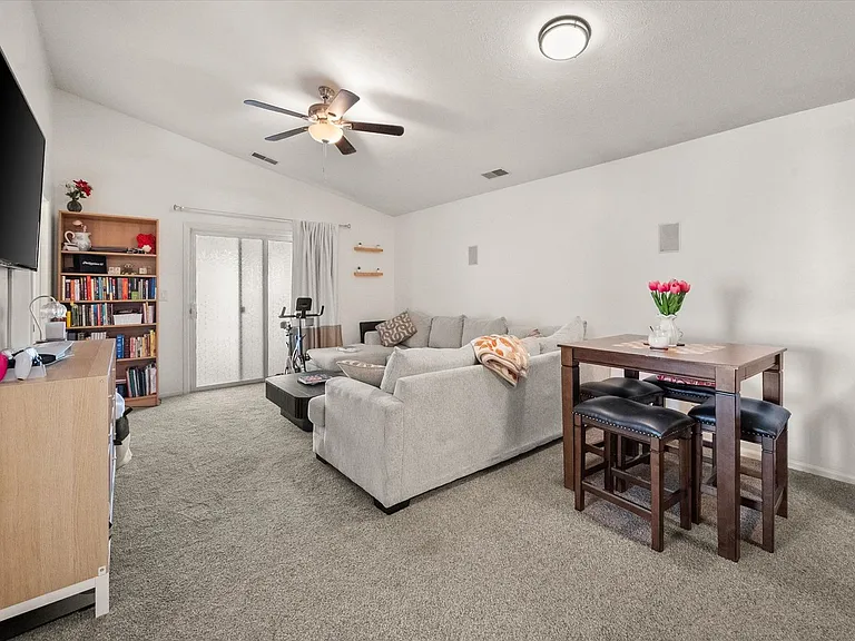 4429 Baygarden Ct — Photo 6