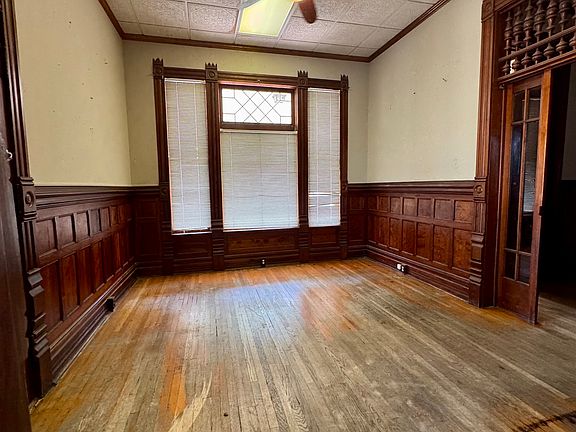 3rd image of 326 N 14th St #A