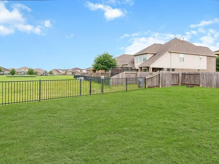 5710 Micah Ln — Photo 6
