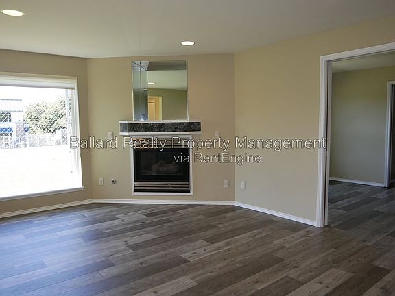 4th image of 1737 NW 64th St