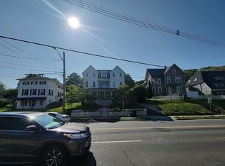 79 North St, Danbury, CT 06810
