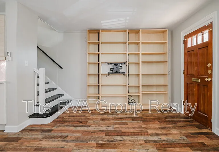 1230 Wallace St — Photo 9