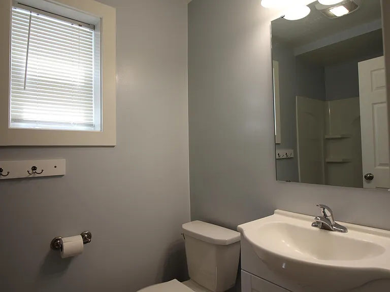 128 Gold Ave SW — Photo 8