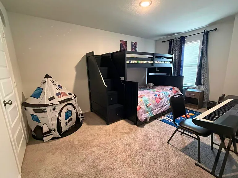 14638 Emerio Dr — Photo 18