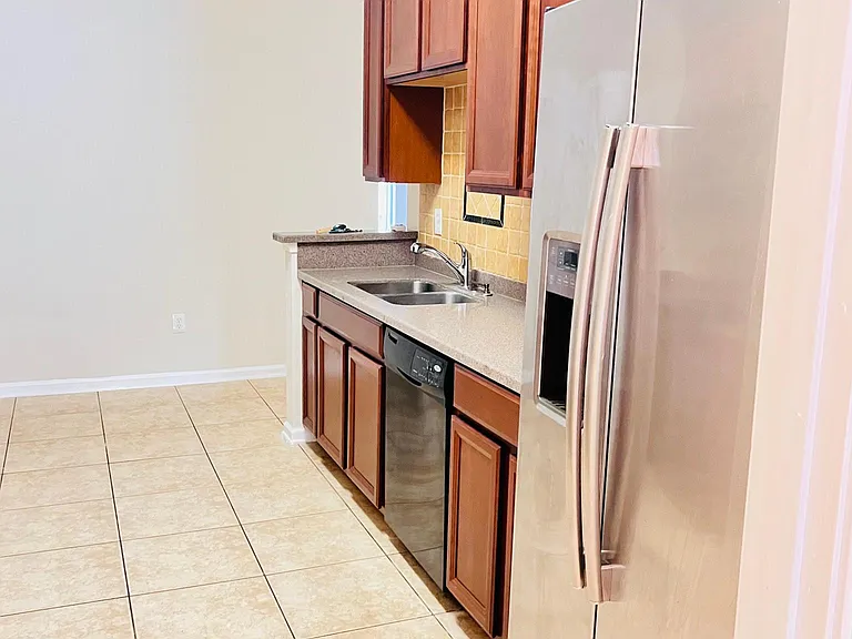 7055 Deer Lodge Cir #101 — Photo 6
