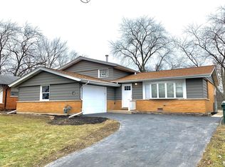 3300 Woodworth Pl, Hazel Crest, IL 60429