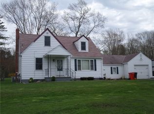 5649 Peck Rd, Erie, PA 16510