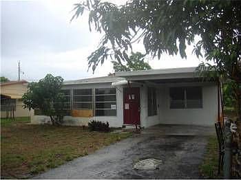 1st image of 1624 NE 2nd Ct