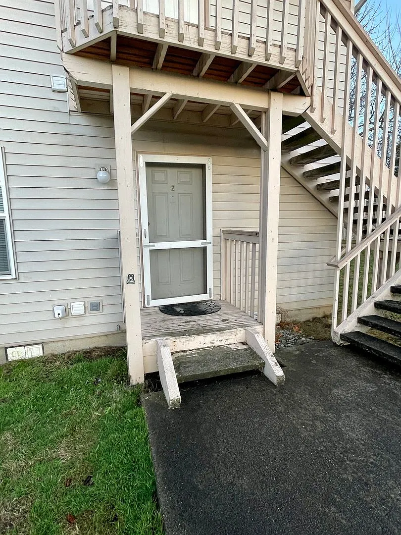 2 Bedroom 1 Bathroom - Bellingham — Photo 3