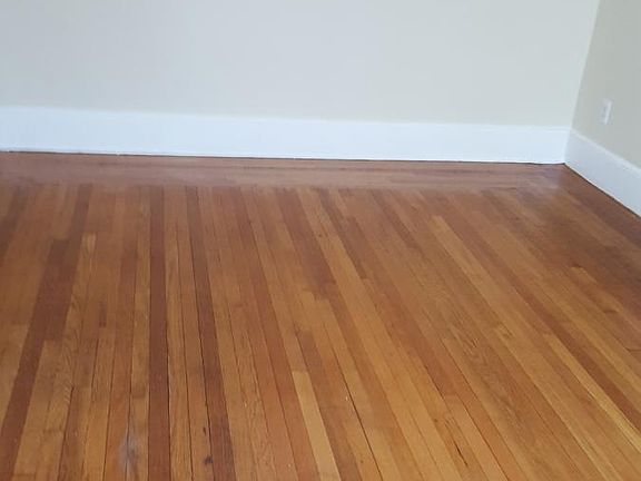 3rd image of 536 Winthrop Avenue # Fl 2nd