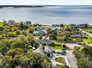 136 Wimbledon Dr, West Yarmouth, MA 02673