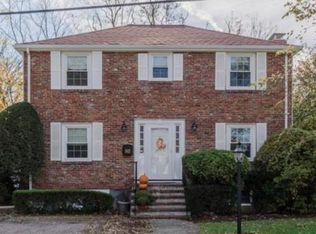 312 Woodcliff Rd, Newton, MA 02461