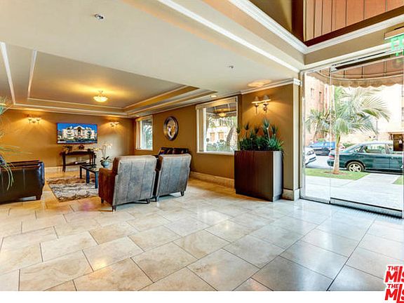 2nd image of 620 S Gramercy Pl APT 319