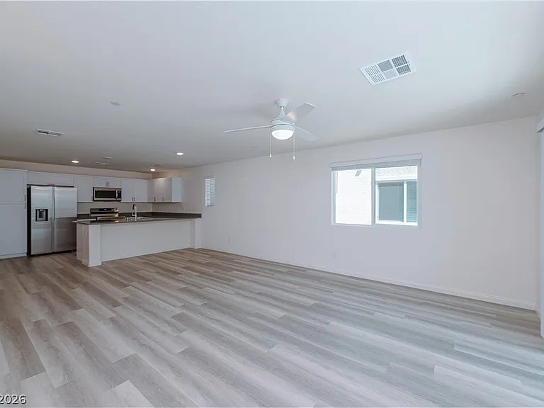 6849 Prairie Pearl St — Photo 10