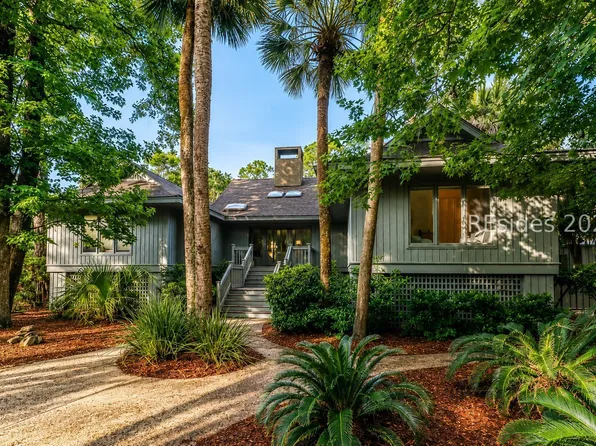 16 Sandhill Crane Road, Hilton Head Island, SC 29928