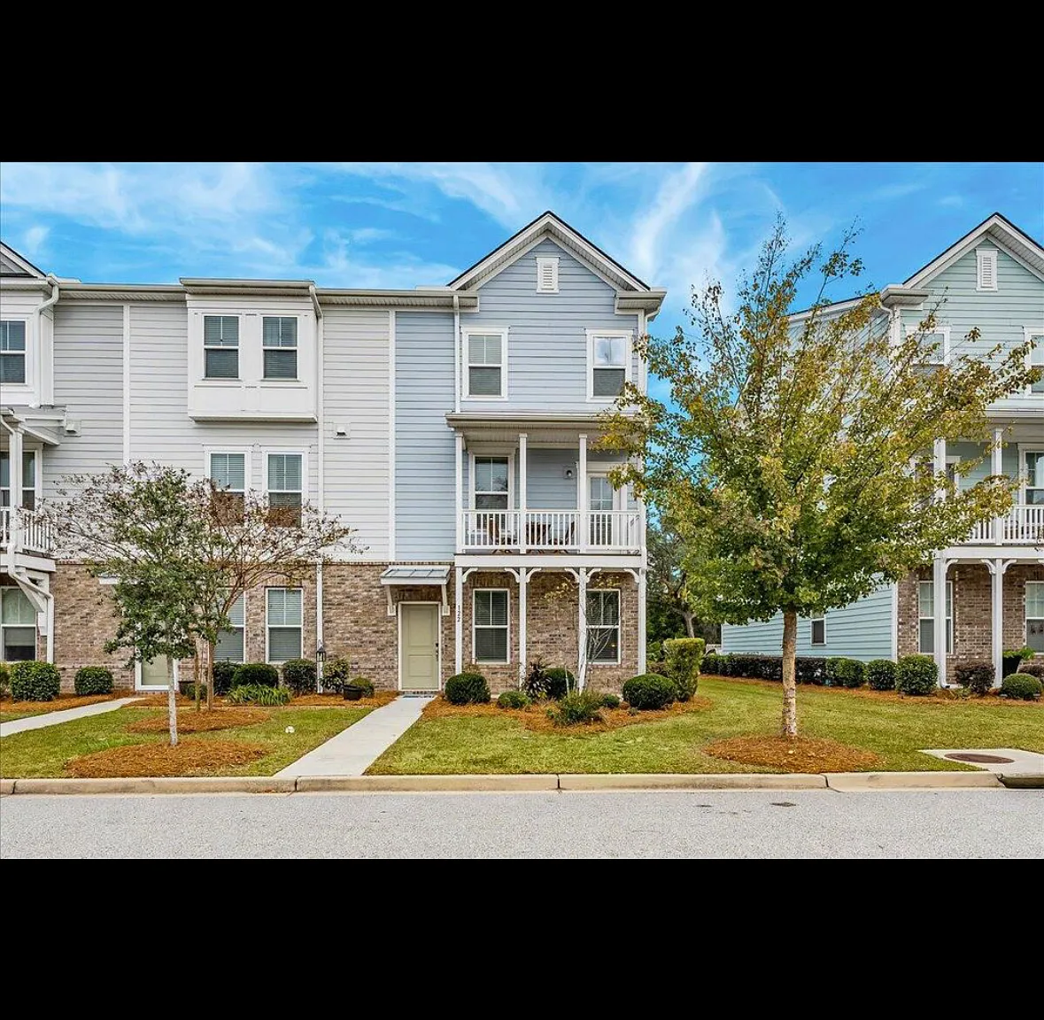 4 bed, 1866 sqft, $3,100 — Photo 1