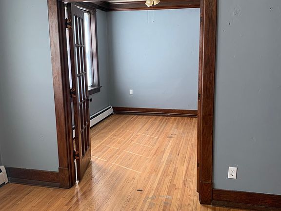 5th image of 101 N Ellis St APT 5