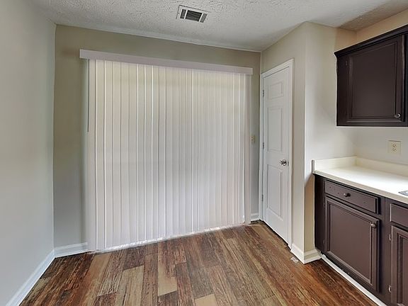 4th image of 2021 Briar Ridge Way SW