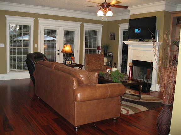 3rd image of 4757 Grand Cir