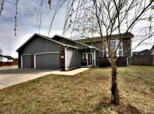 10303 W Jewell Cir, Wichita, KS 67209