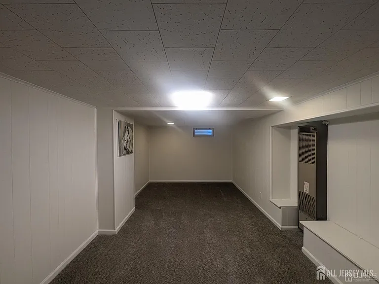 6 Hillside Ave — Photo 37
