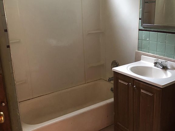 3rd image of 245 Westminster Ave