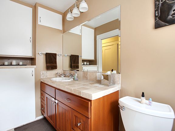 5th image of 3634 31st St