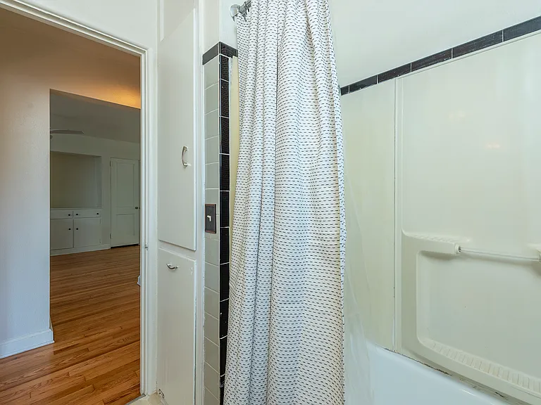 279 Kimberly Ave #6 — Photo 18