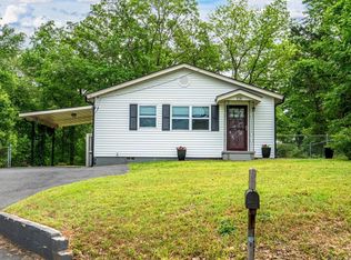 106 Majestic Lodge Rd, Hot Springs, AR 71913