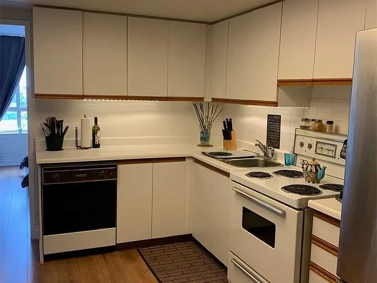 225 Bamburgh Cir #1108 — Photo 16