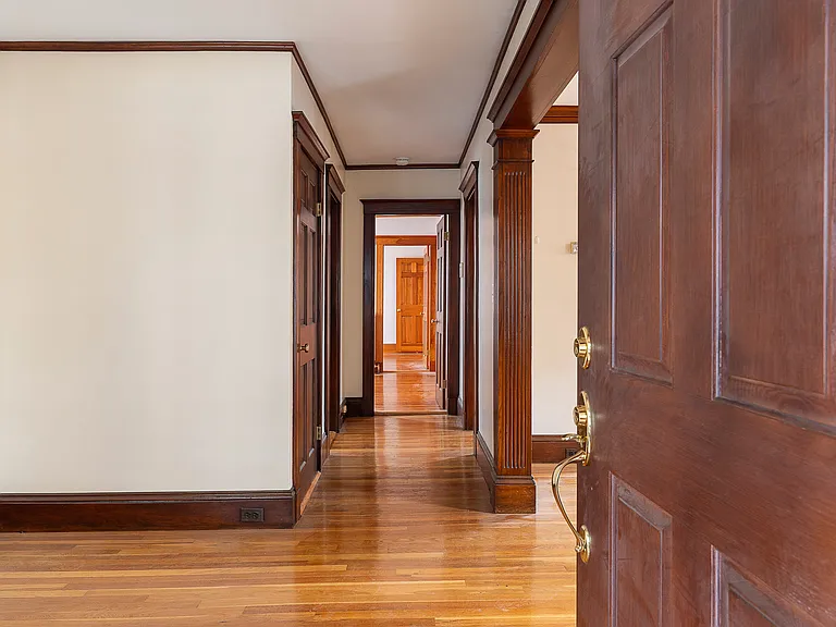 29-31 Chatham St #1 — Photo 11