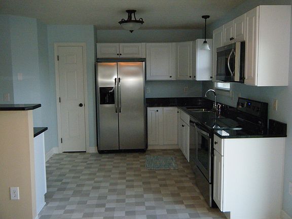 5th image of 11421 Chanticleer Ter NW
