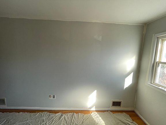 4th image of 267 Broughton Ave Floor 2