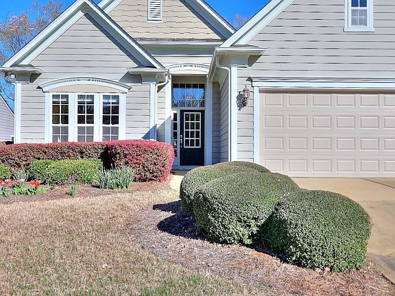 2nd image of 1040 Delcove Way