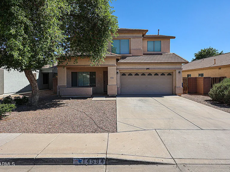 14584 W Watson Ln — Photo 1