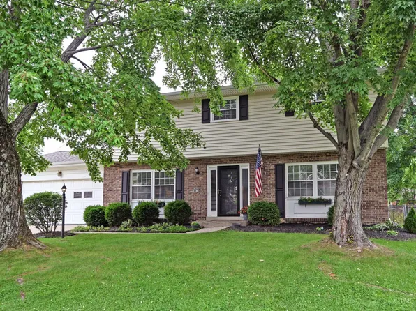 8616 Linderwood Ln, Cincinnati, OH 45255