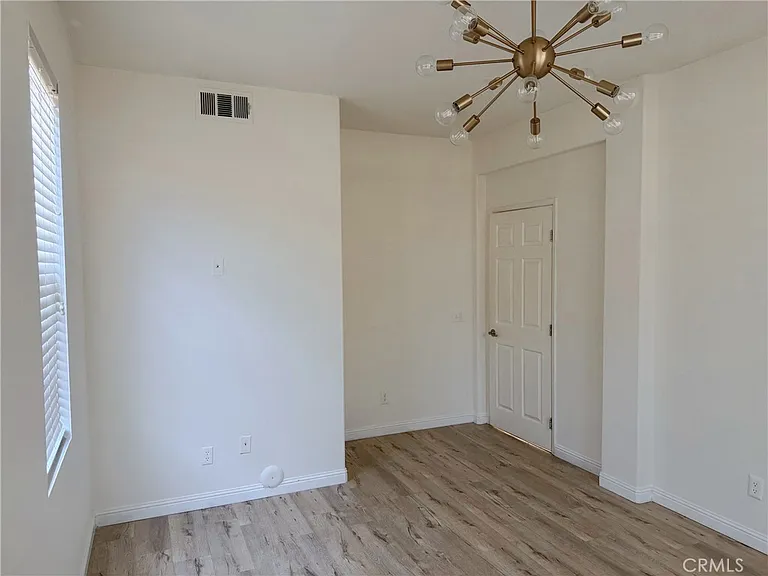 5779 Cairo Ct — Photo 17