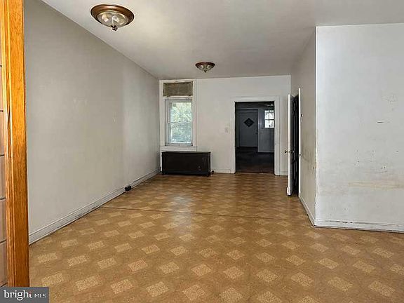 4th image of 3228 W York St