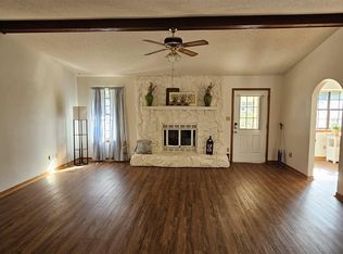 5941 Castle Dr, Milton, FL 32570