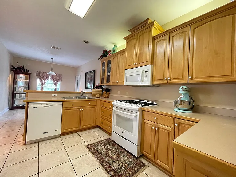 1230 Ronds Pointe Dr E — Photo 15