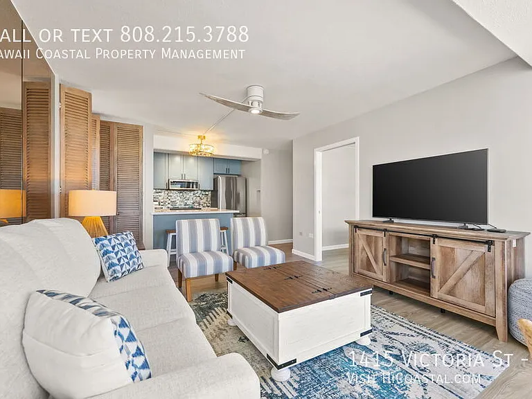 1415 Victoria St #1 — Photo 2